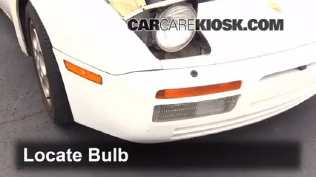 1987 Porsche 944 Turbo 2.5L 4 Cyl. Turbo Éclairage Feu antibrouillard (remplacer l'ampoule)